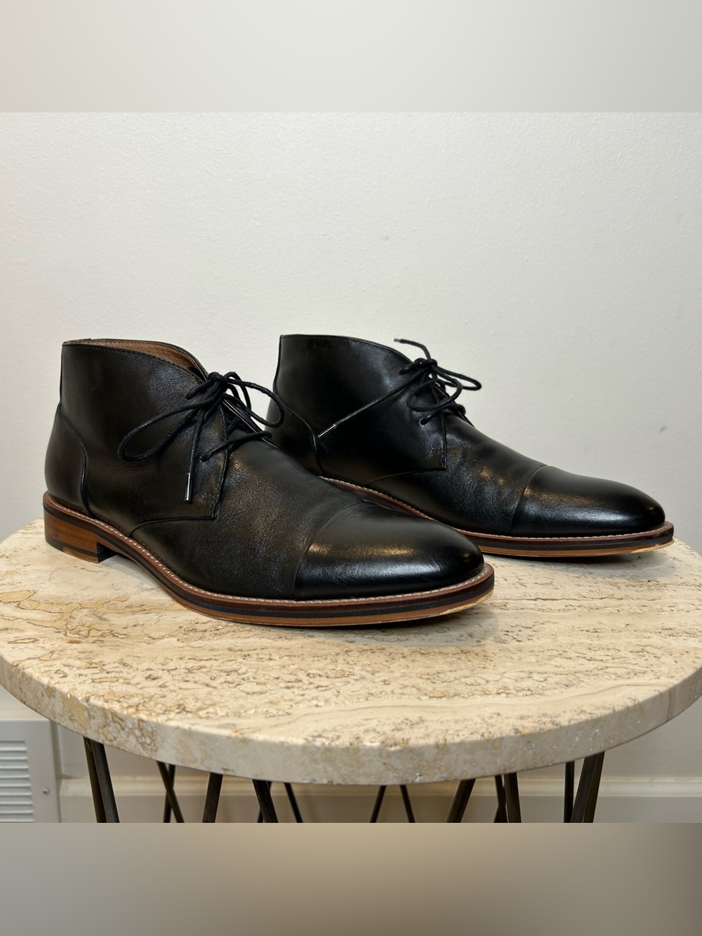 Johnston & Murphy Black Leather Cap-Toe Chukka Boots Size 9.5M